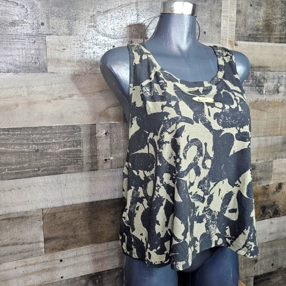 Nike Dri-Fit Racerback Training Tank - Picture 2 of 7